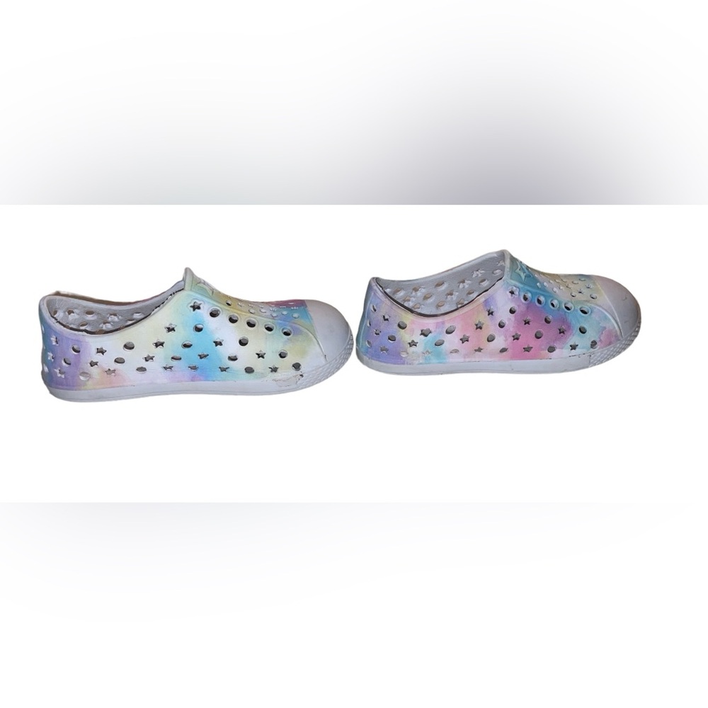 Wonder Nation Toddler Girls Sneakers, Sizes 9/10